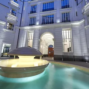 The One Luxury Napels
